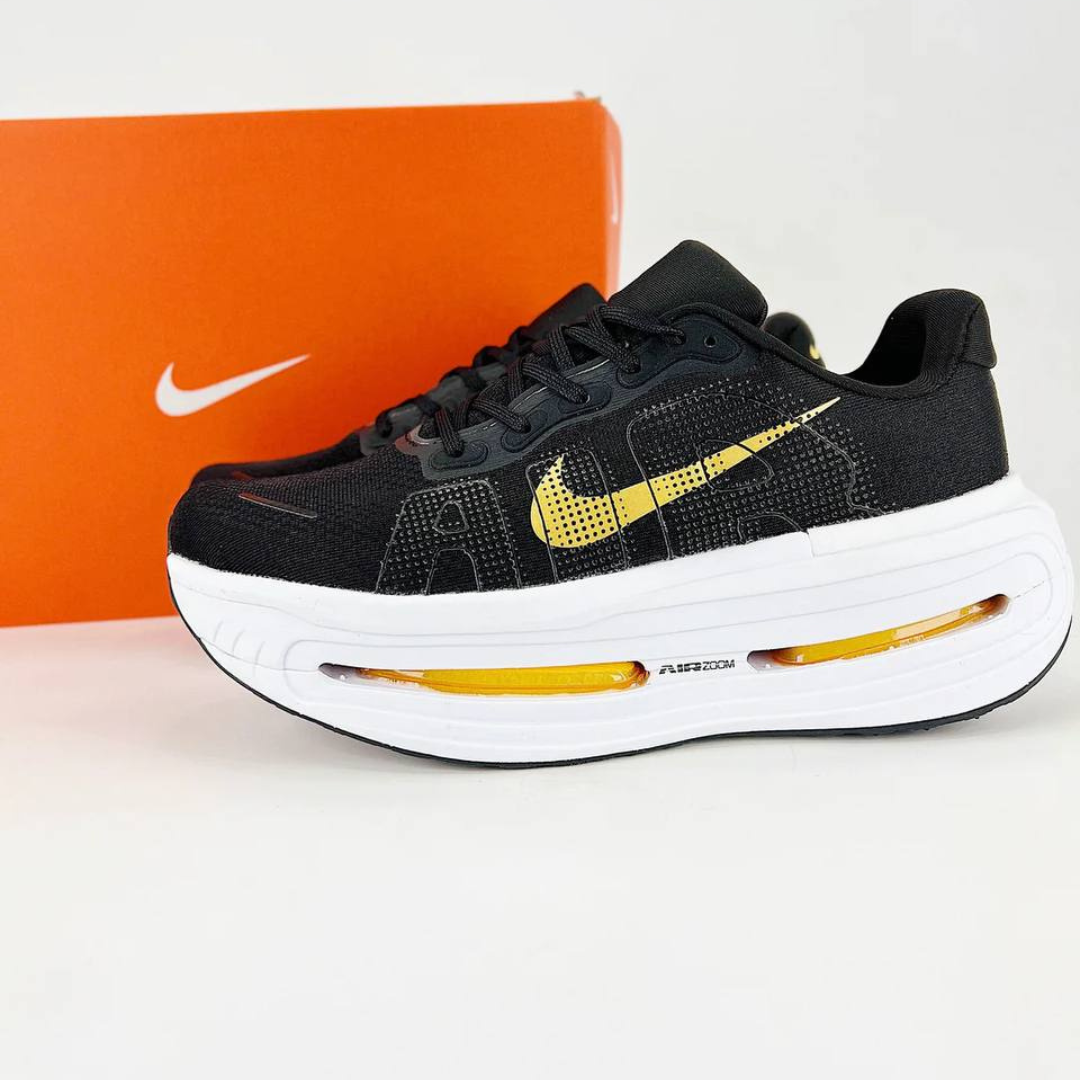 Nike Vomero Premium - Preto/Dourado