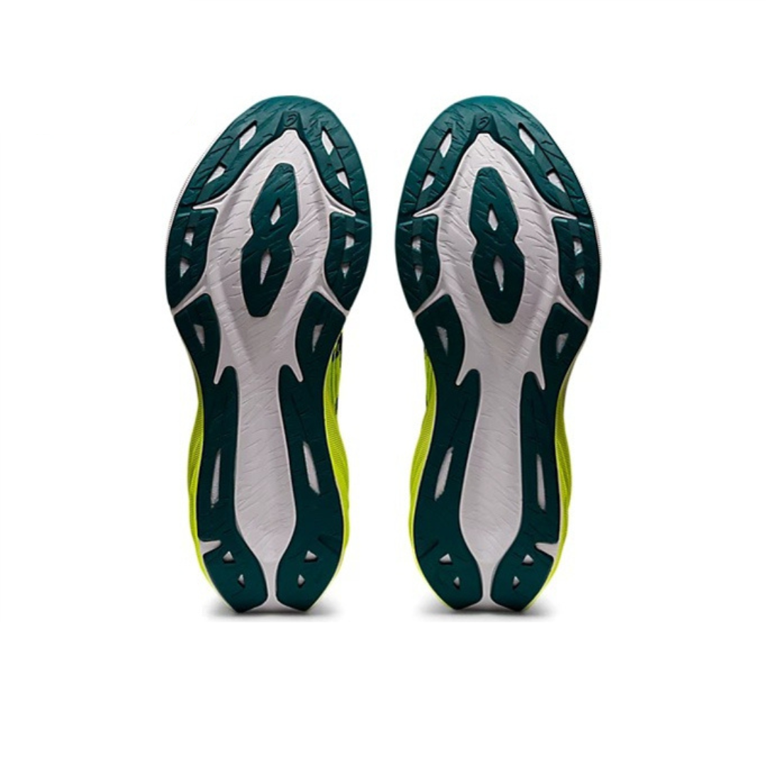Asics Novablast 3 Verde fluorescente e Preto