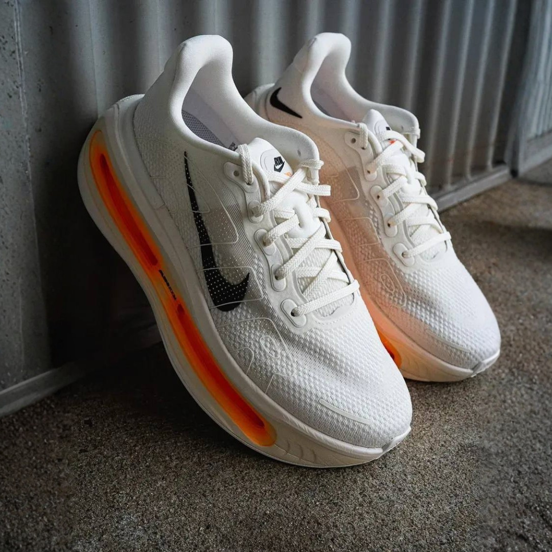 Nike Vomero Premium - Bege/Laranja
