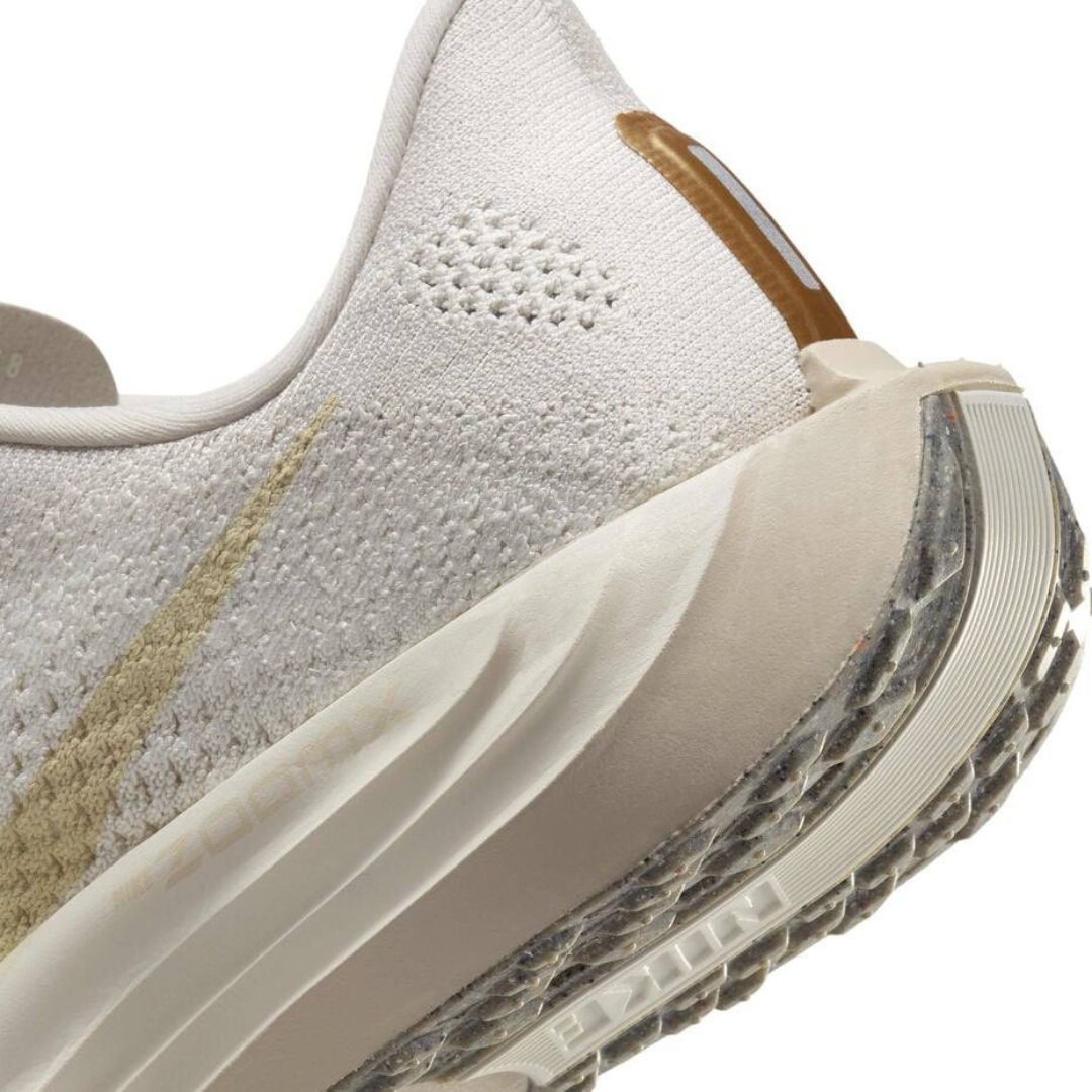 Nike Air Zoom Pegasus Plus - Marrom Claro/Bege
