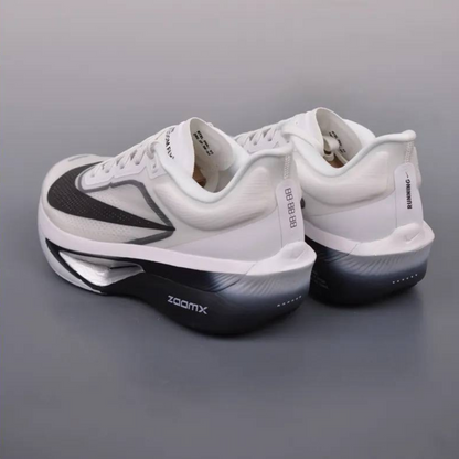 Nike Zoom Fly 6 - Branco/Preto