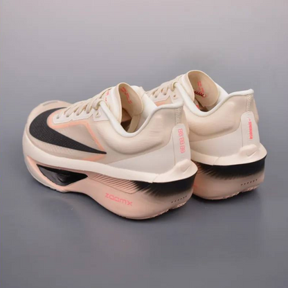 Nike Zoom Fly 6 - Bege