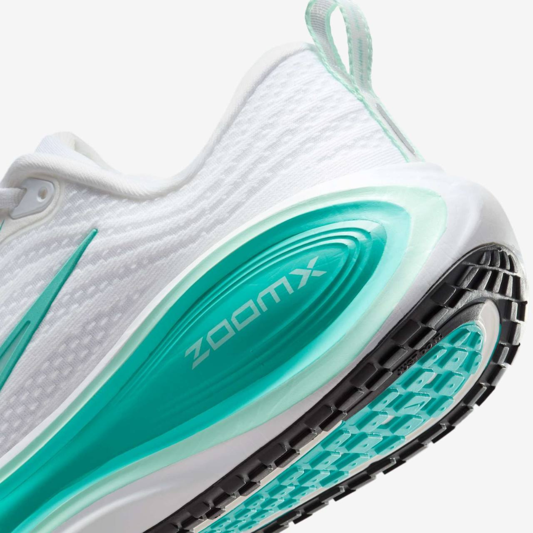 Nike Vomero Plus - Branco/Verde Água