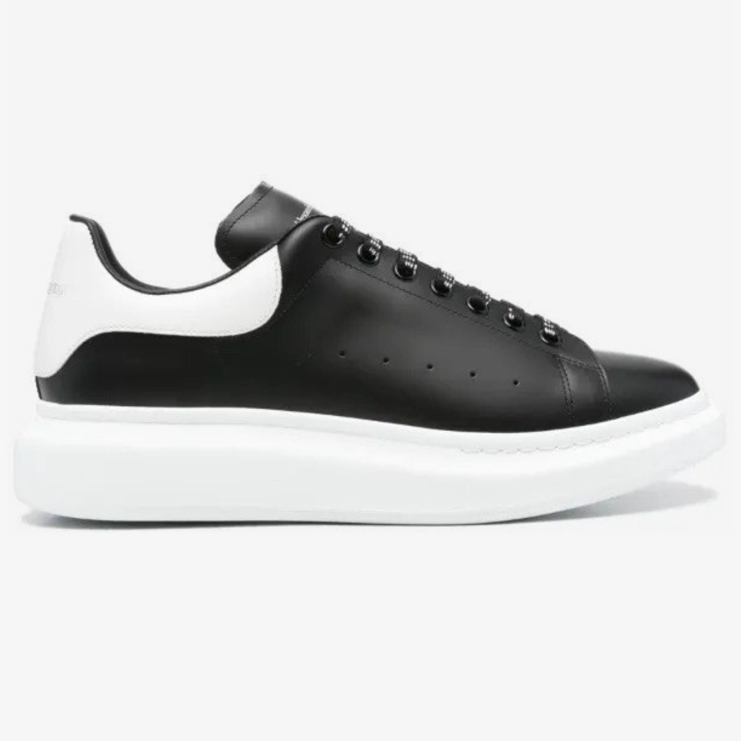 Alexander McQueen Tênis Oversized com cadarço - Preto/Branco