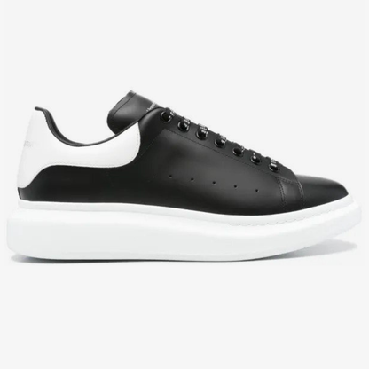 Alexander McQueen Tênis Oversized com cadarço - Preto/Branco