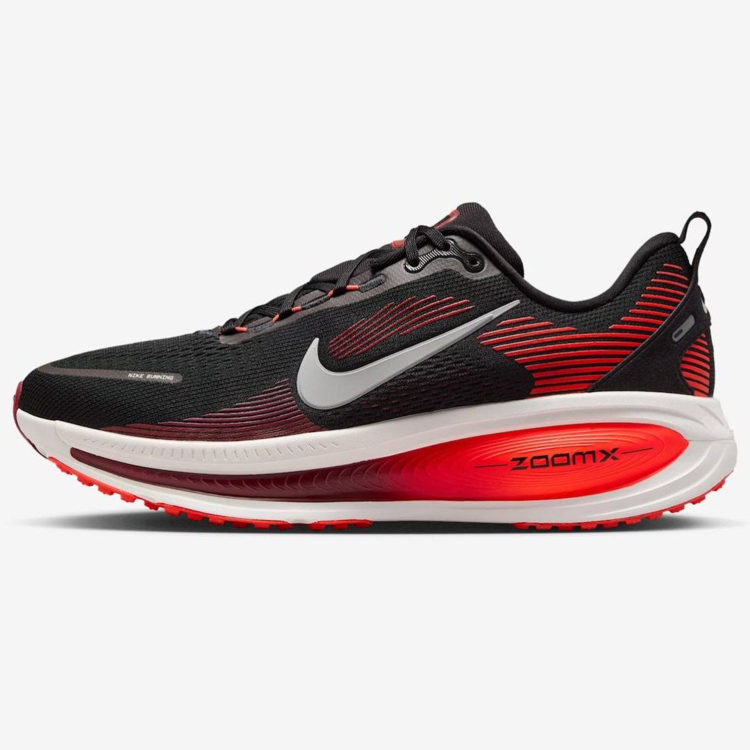 Nike Vomero 18 - Preto/Vermelho