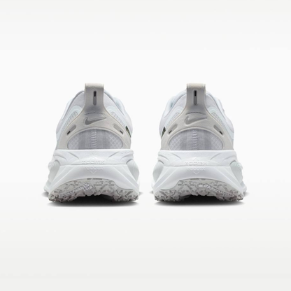 Nike Vomero 18 GORE-TEX - Branco/Cinza Metálico