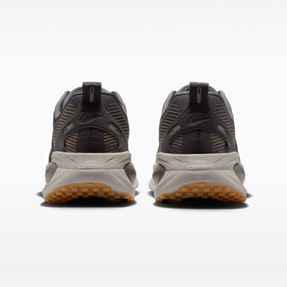 Nike Vomero 18 - Cinza Escuro/Bege