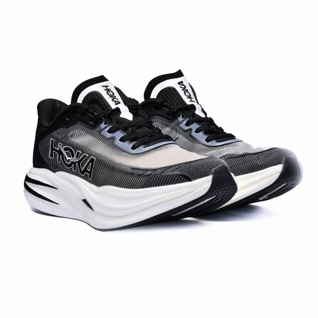 Hoka Cielo X1 2.0 Unissex - Preto/Branco