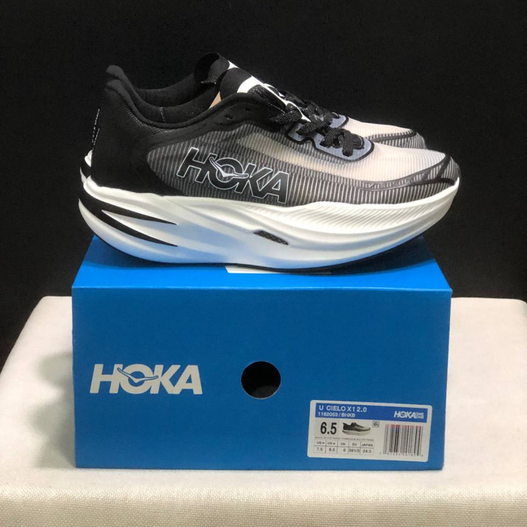 Hoka Cielo X1 2.0 Unissex - Preto/Branco