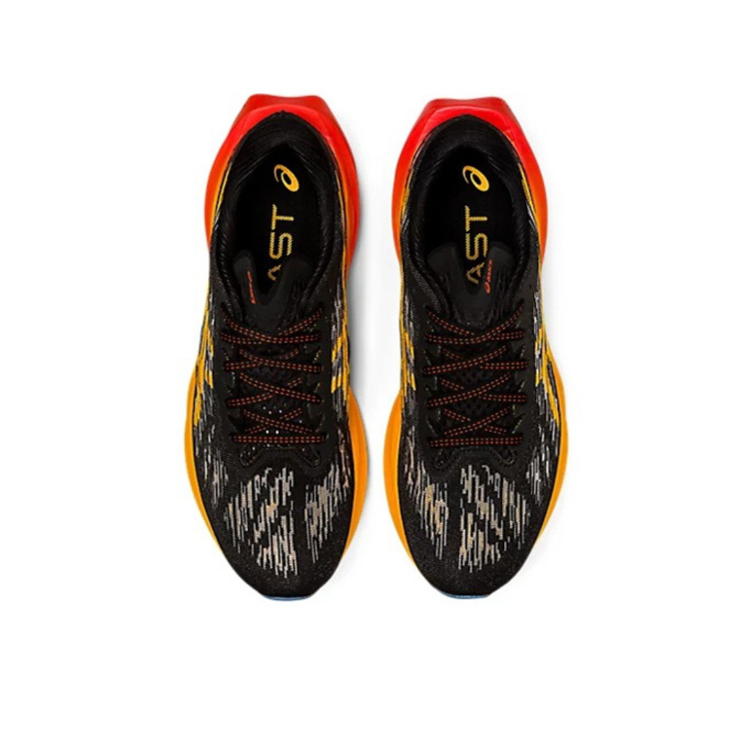 Asics Novablast 3 Preto com Vermelho e Laranja