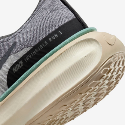 Nike Invincible Run 3 - Cinza/Preto