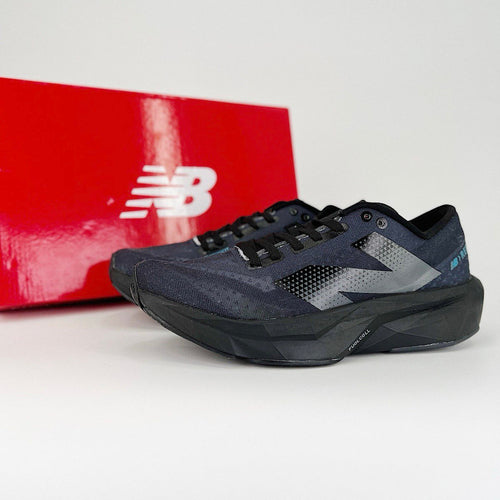 New Balance FuelCell Rebel V4 - Balck/Preto